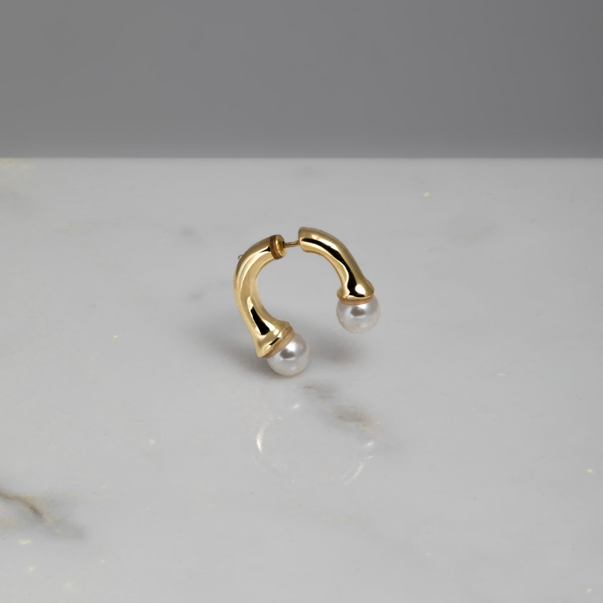 Boucles d'oreilles Lily en plaqué or 18kt avec perles naturelles