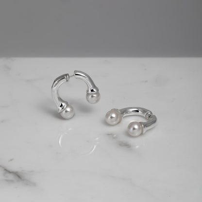 Ohrringe Lily aus 925er Silber mit Naturperlen