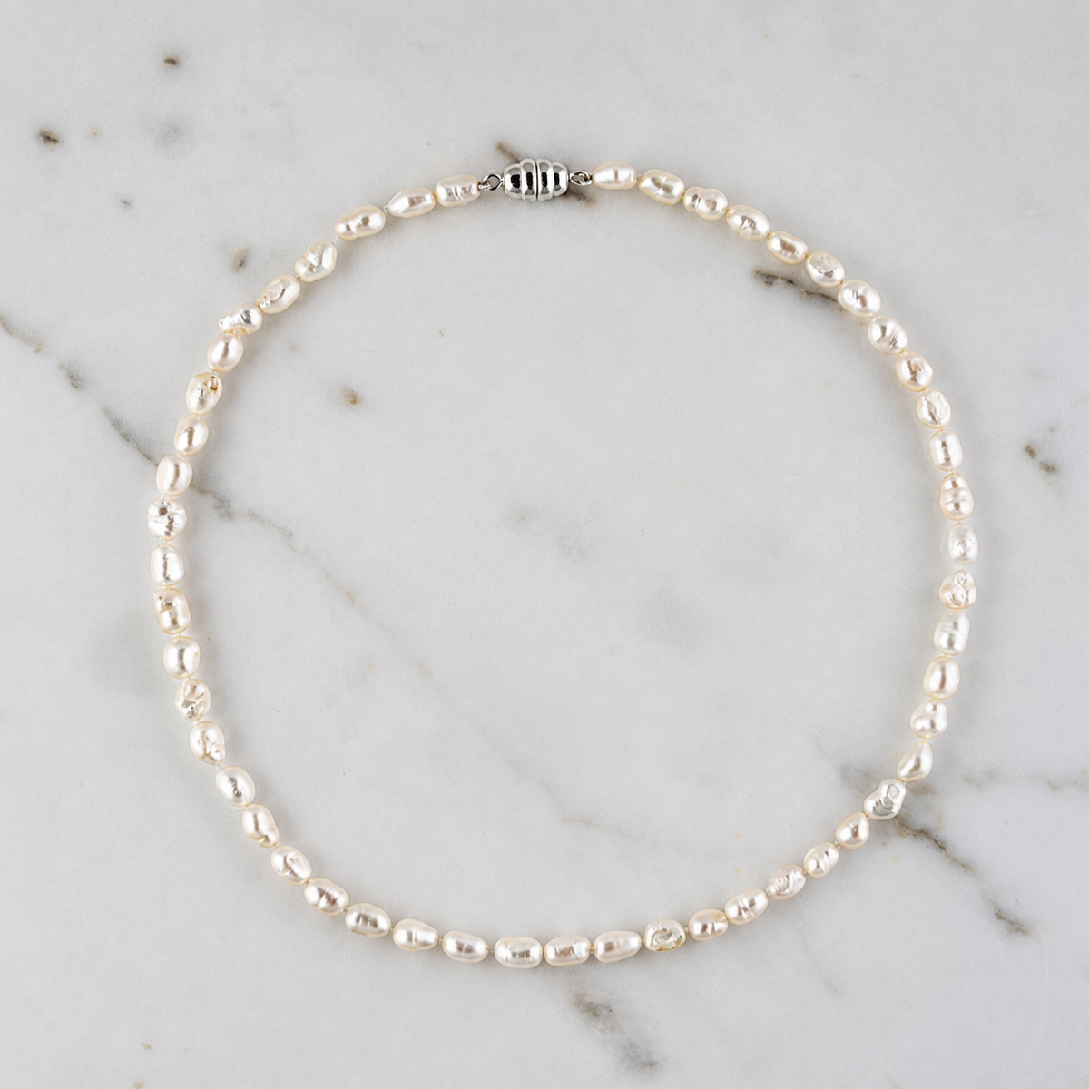 Collier Perles de Rivière Audacieux
